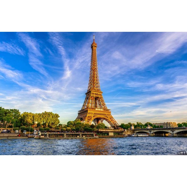Eiffel Tower Refreshing View - Diamond Painting